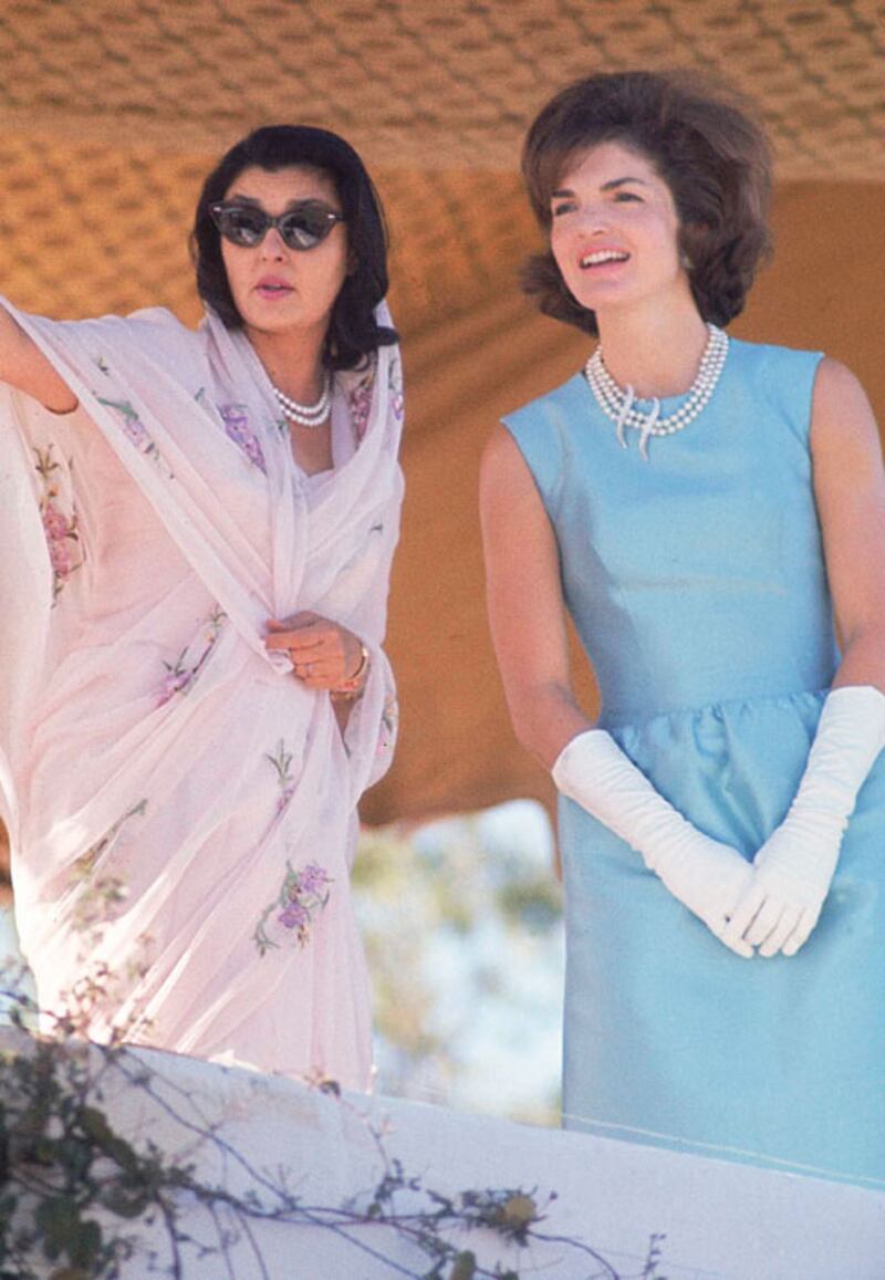 galleries/2010/11/08/michelle-vs-jackie/michelle-vs-jackie---6_gbhaz8