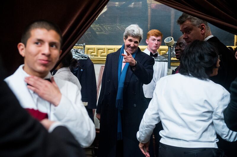 galleries/2013/01/23/the-daily-beast-photo-editors-pick-their-favorite-images-from-president-obama-s-second-inauguration/130122-obama-sd_ywpacp