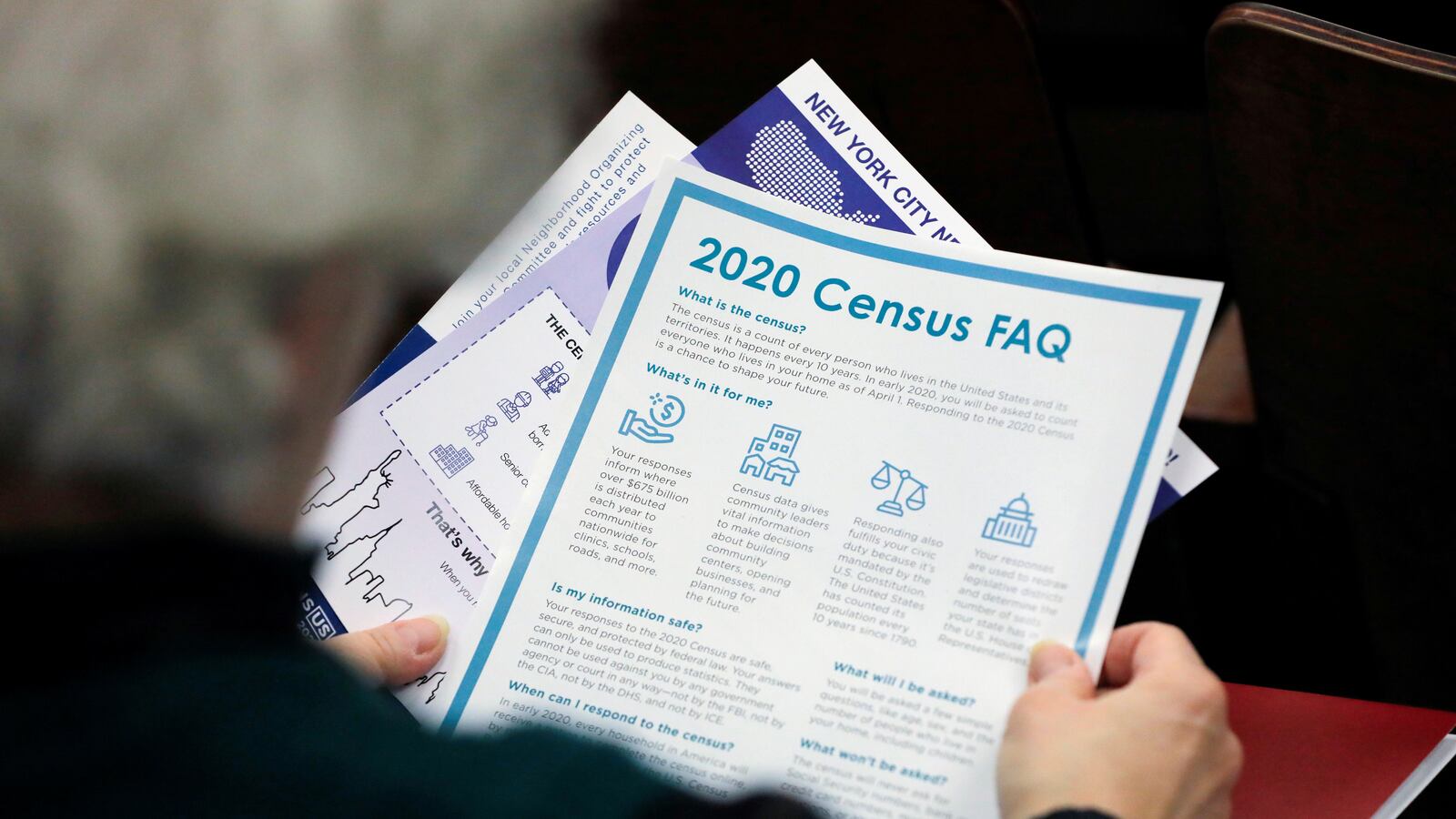 2020-03-18T234919Z_1164738847_RC2NMF99QEQL_RTRMADP_3_HEALTH-CORONAVIRUS-USA-CENSUS_qplbv7