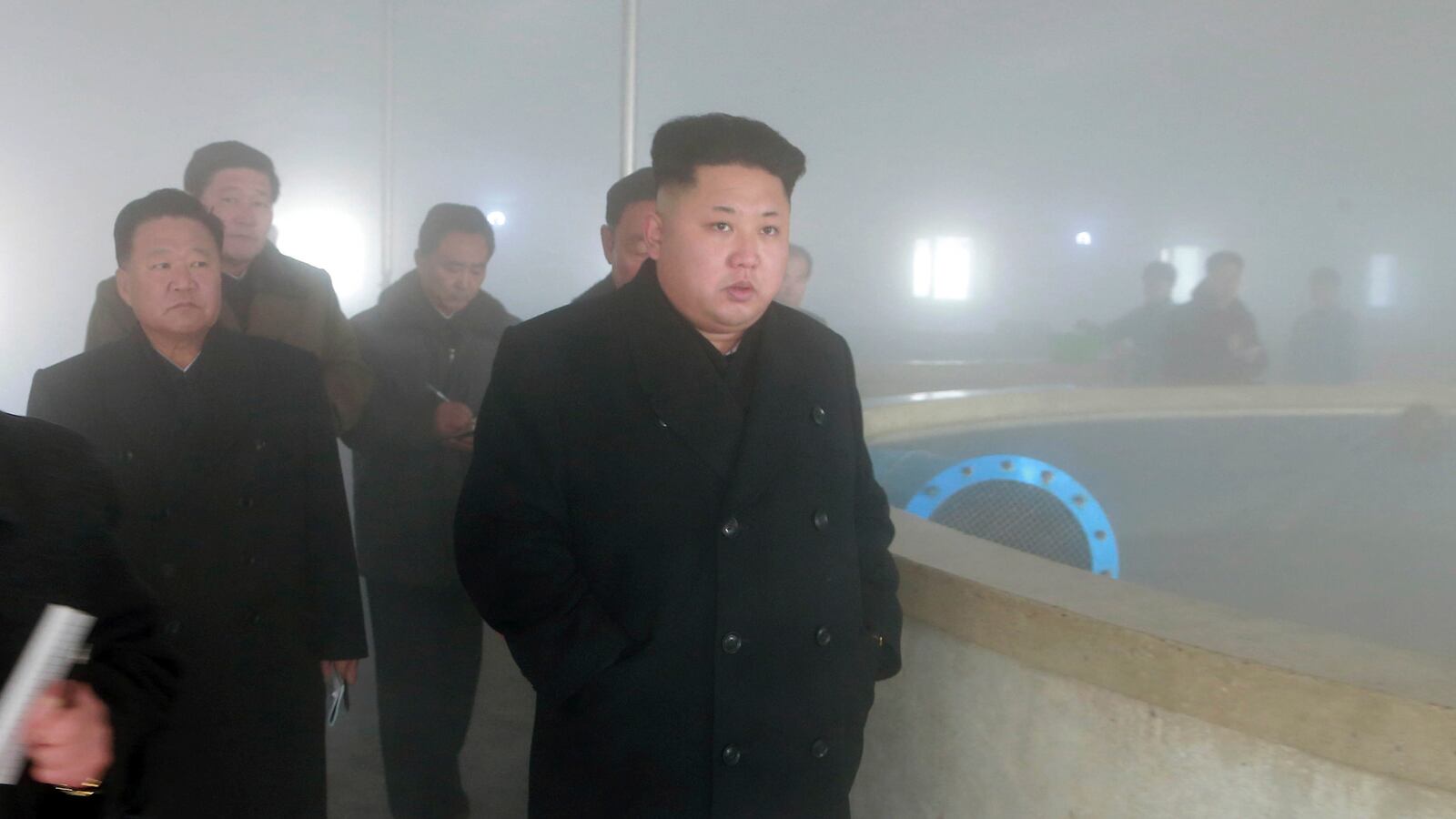 cheats/2014/12/23/north-korea-s-internet-is-out-again/141223-nkorea-internet-cheat_bqetat