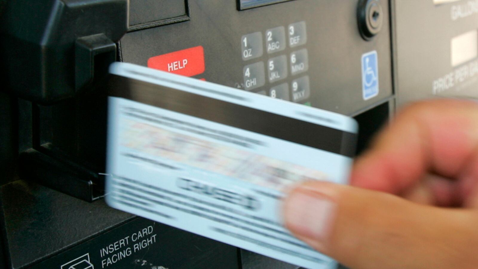 cheats/2014/02/06/credit-card-signing-over-in-2015/140206-credit-card-cheat_sfwmas