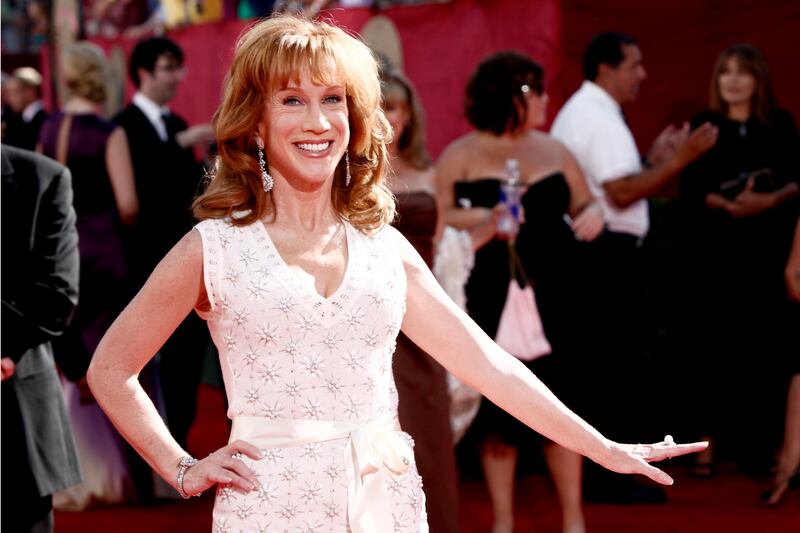 galleries/2013/04/10/blake-shelton-lady-gaga-conan-more-celebrity-officiants-photos/130409-celeb-ministers-02_ybyfje