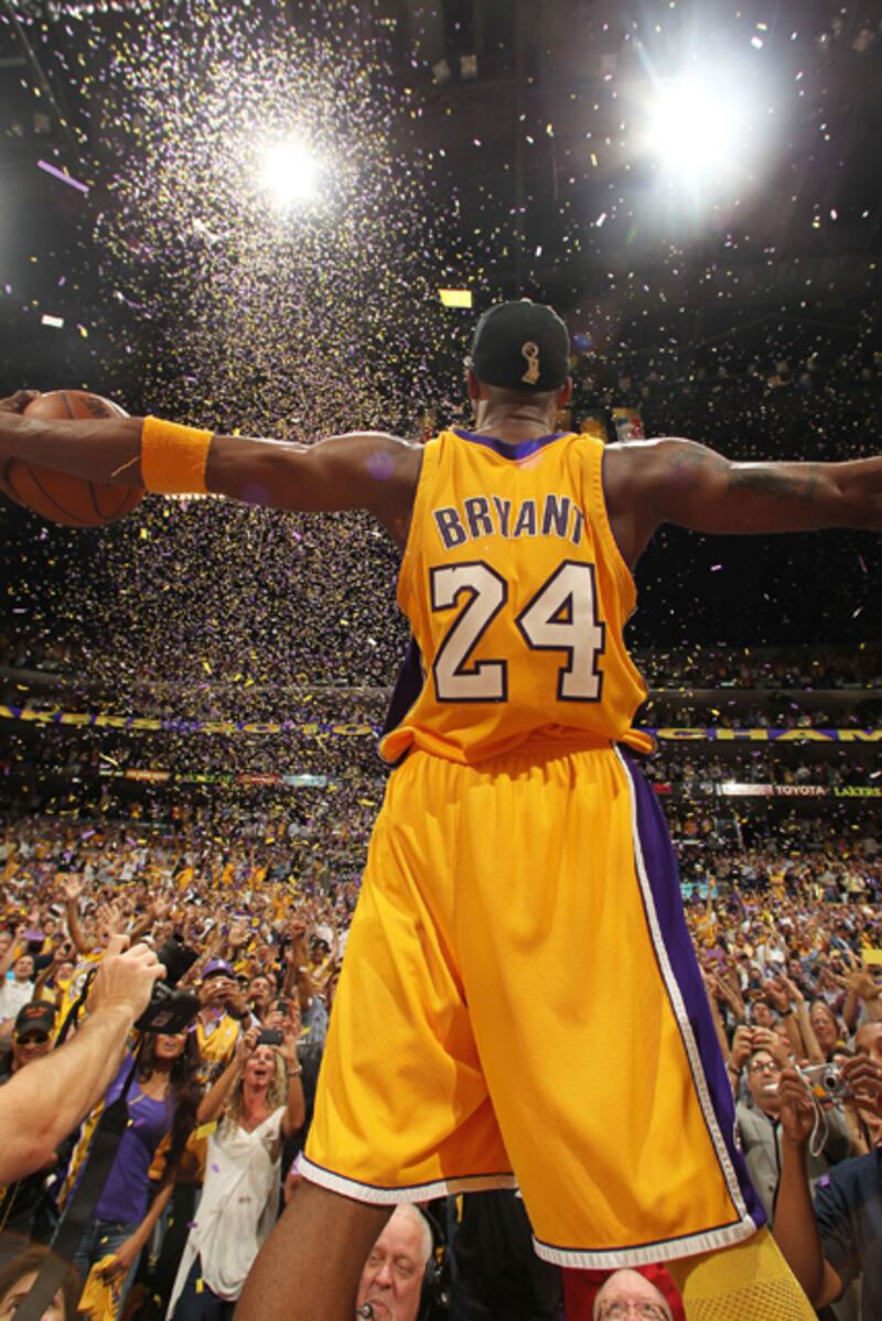 galleries/2010/12/29/the-year-in-pictures-2010/year-in-pictures---basketball_v37syl