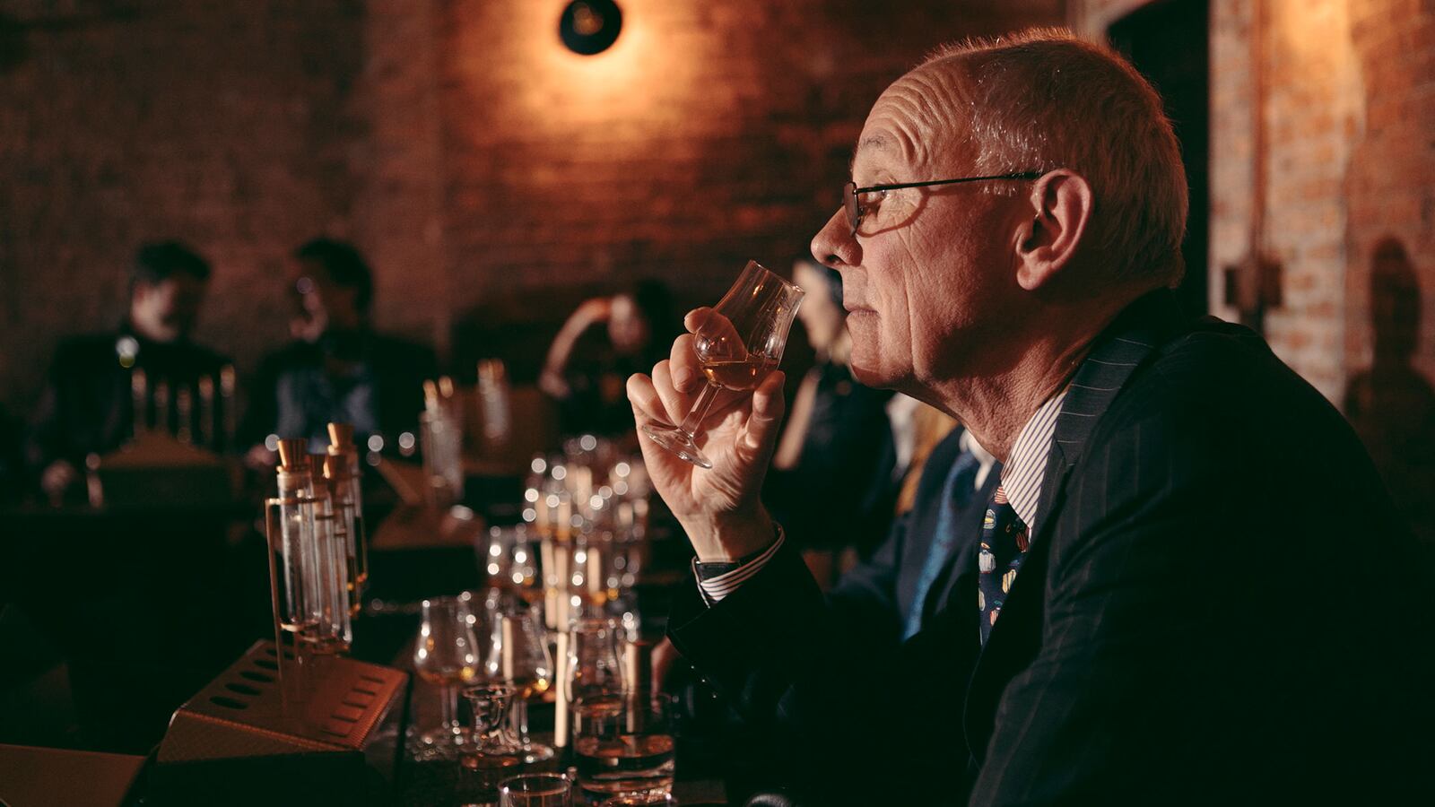 articles/2016/12/08/a-bottle-for-everyone-on-your-list/161207-rothbaum-bottle-everyone-embed_tuw4w0