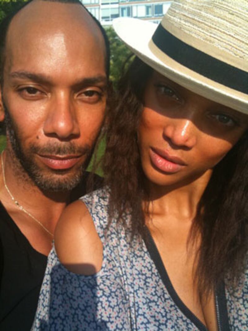 galleries/2010/07/28/best-celebrity-twit-pics/twitpi728---t-banks_vk4p2j