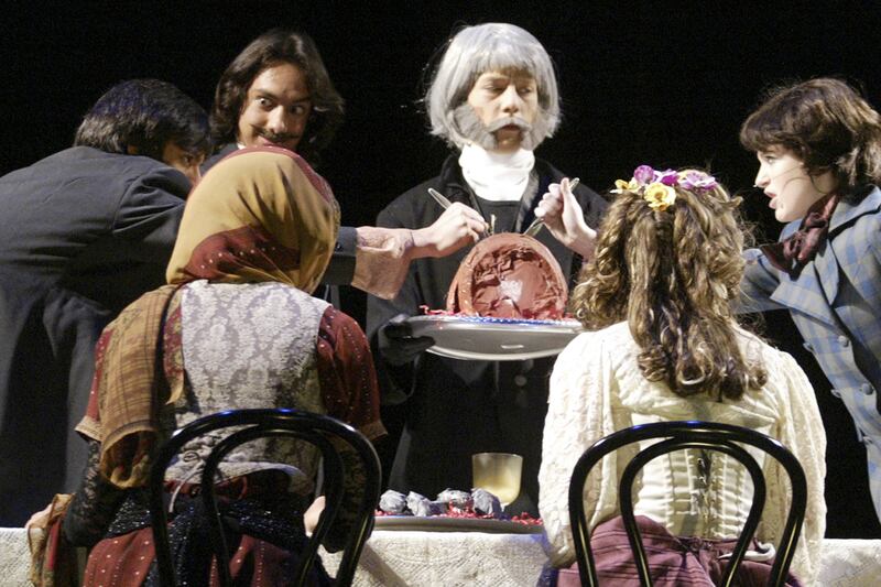 galleries/2012/07/10/10-re-written-classic-novels-and-films-from-hemingway-s-a-farewell-to-arms-to-hitchcock/alternate-endings-edwin-drood_qphje0