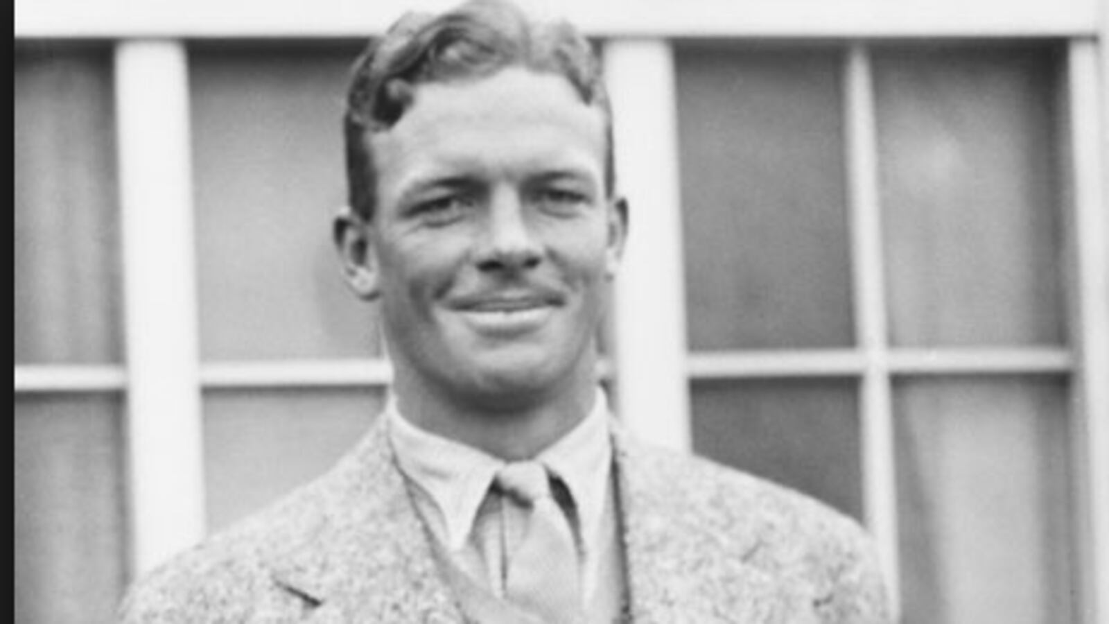 articles/2013/03/18/south-africa-s-soldier-cricketer-bob-crisp/south-africa-s-soldier-cricketer-bob-crisp-image_gmamsn