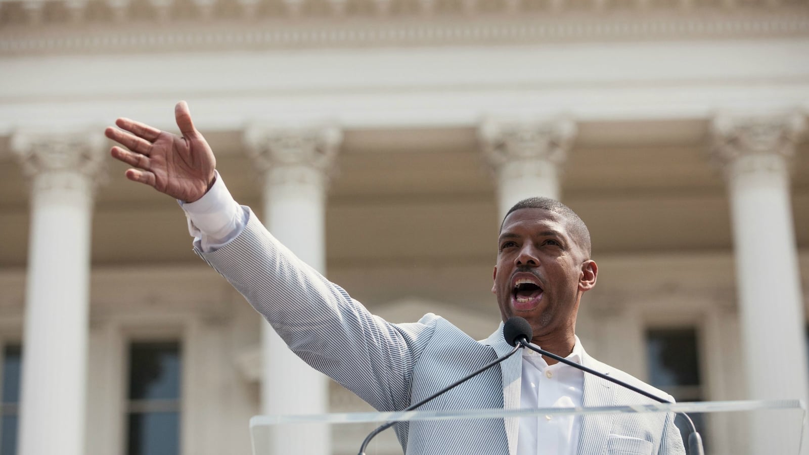 cheats/2015/09/25/kevin-johnson-molestation-accuser-speaks/150925-kevin-johnson-cheat_agyda6