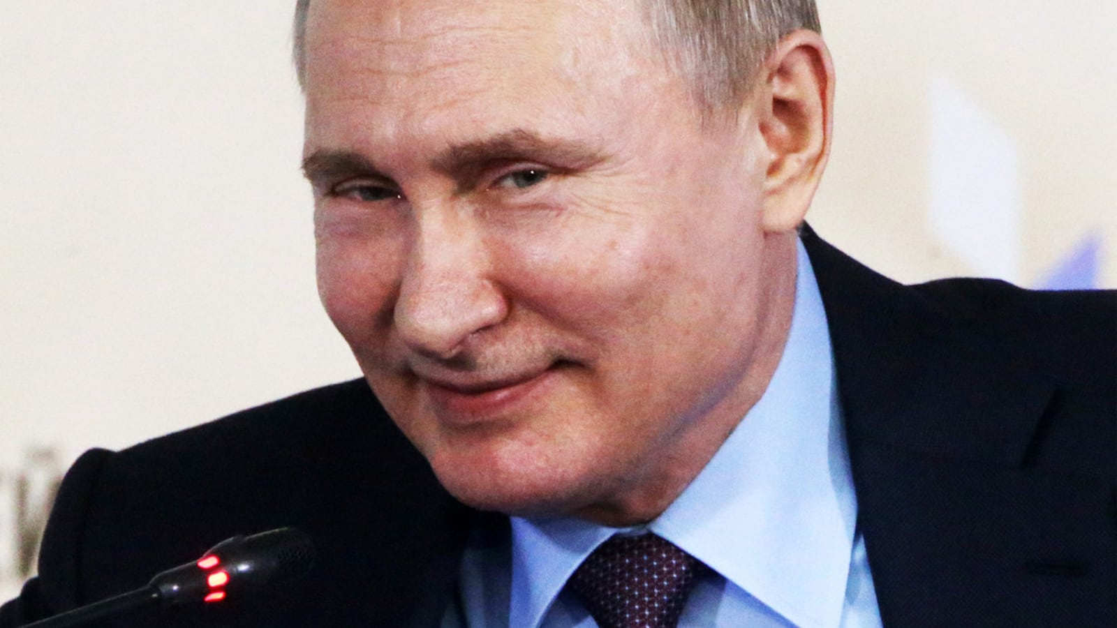 200916-russian-media-tease_gutie4