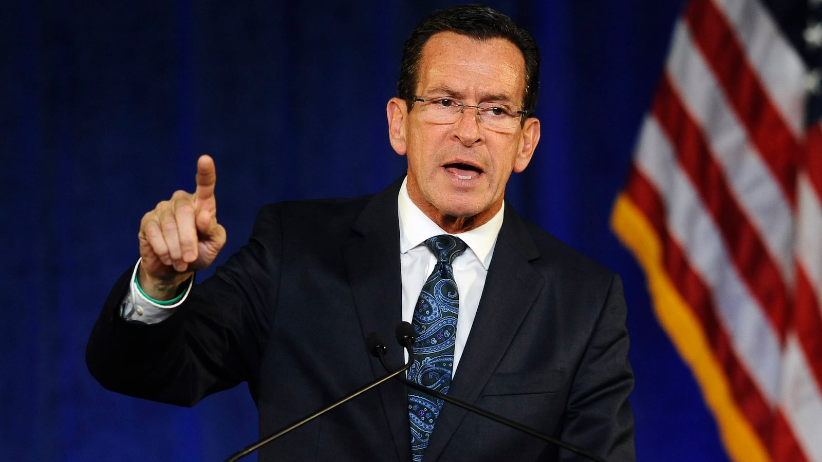 articles/2014/10/30/dan-malloy-is-progressives-dream-governor-so-why-isn-t-he-winning/141029-freedlander-molloy-tease_jqcmed