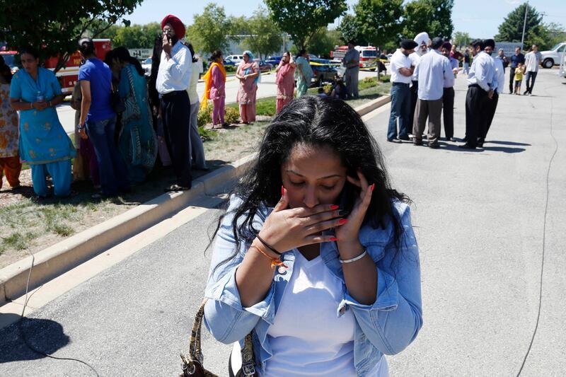 galleries/2012/08/05/shooting-at-sikh-temple-in-oak-creek-wisconsin-photos/sikh-temple-shooting6_uiynz8