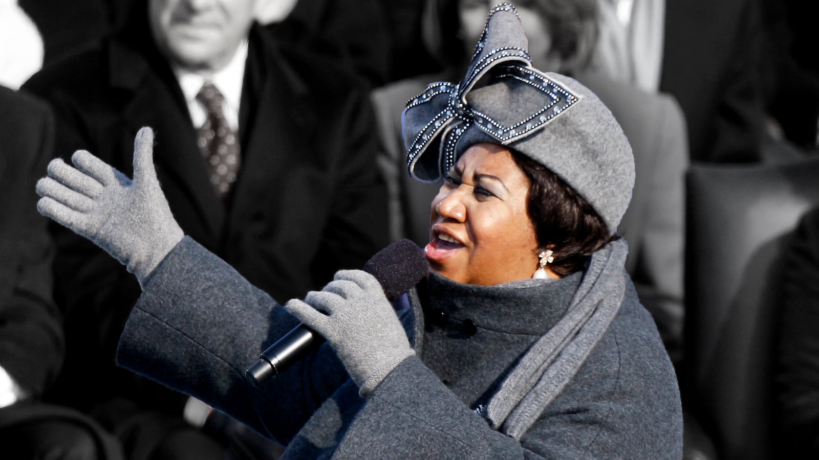 180816-teeman-aretha-hat-tease2_irf77g