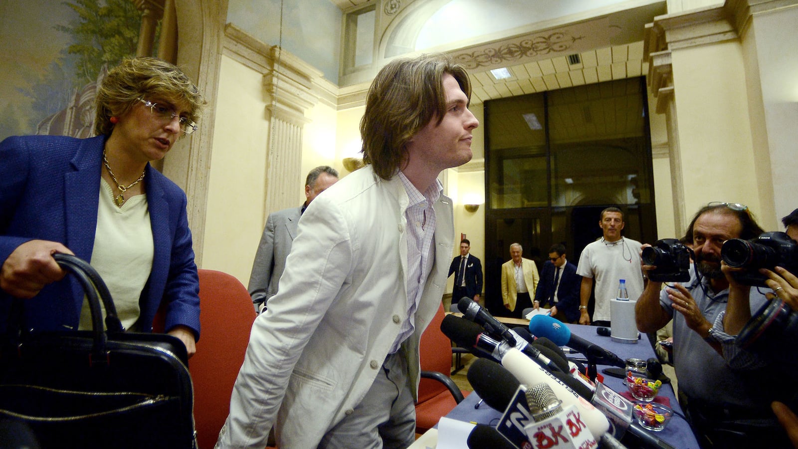 articles/2014/07/01/raffaele-sollecito-says-amanda-knox-s-confession-is-nothing-to-do-with-him/140701-raffaele-sollecito-nadeau-tease_kiaiyb