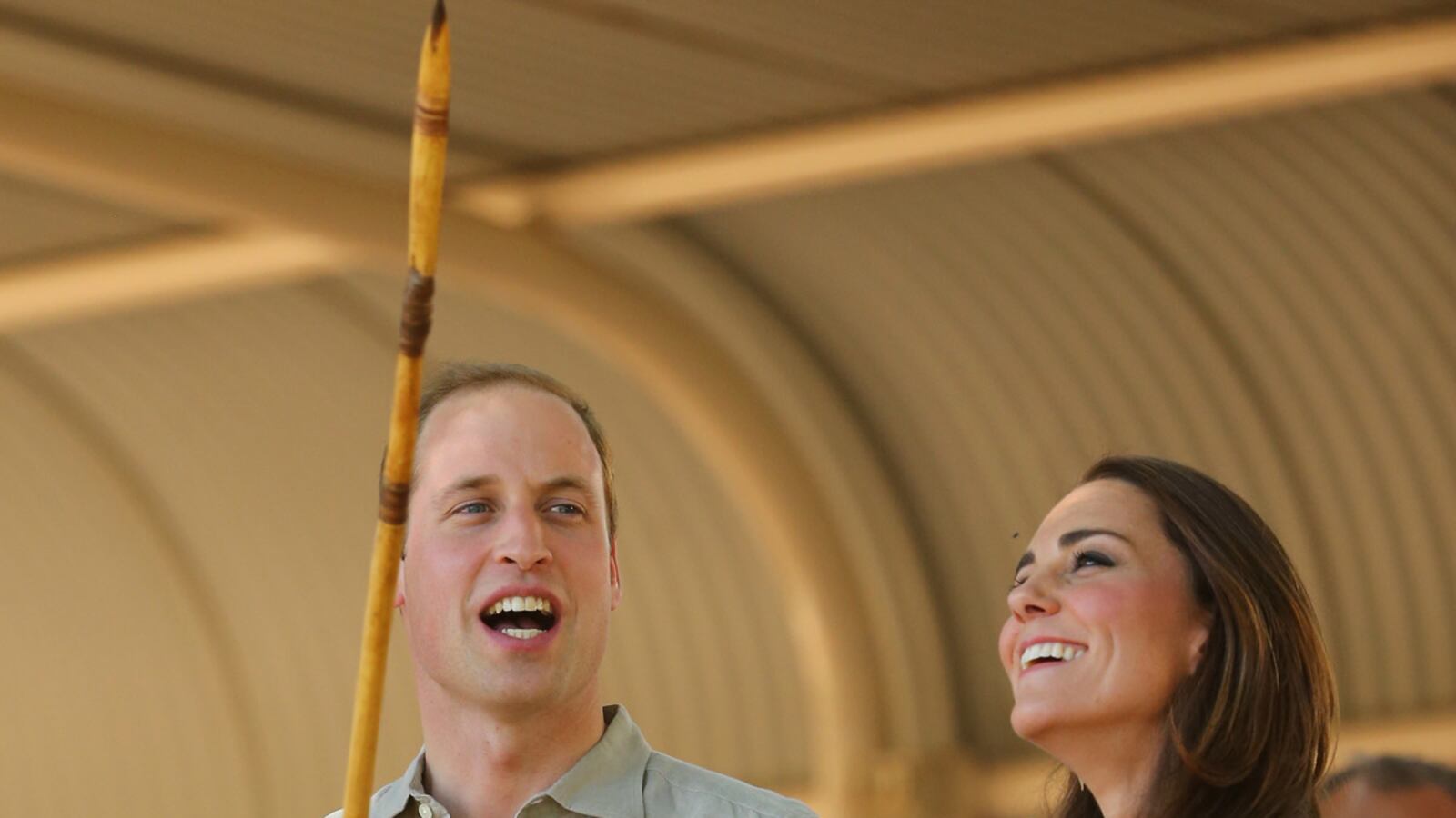 articles/2014/04/22/william-in-uluru-i-ll-teach-harry-how-to-throw-a-spear/will-spear_az3bdp