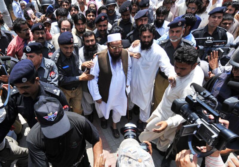 galleries/2009/11/23/mumbai-one-year-later/mumbai-2_ae27zv