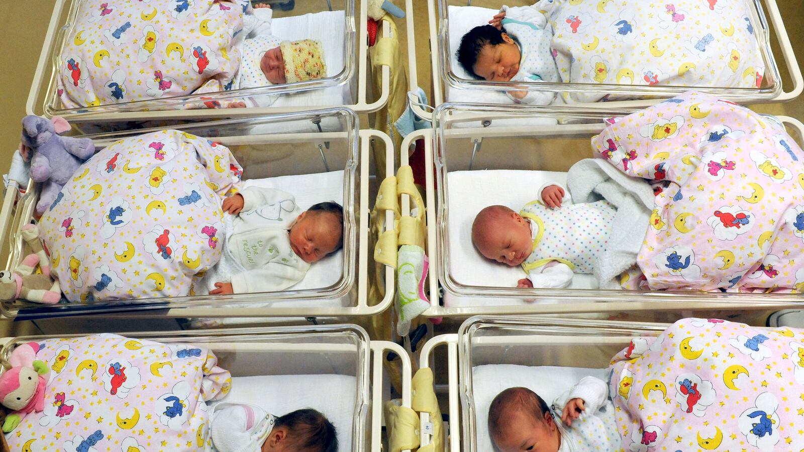 articles/2014/10/07/the-real-problem-with-sperm-banks/141006-goff-sperm-bank-tease_mhmi0i