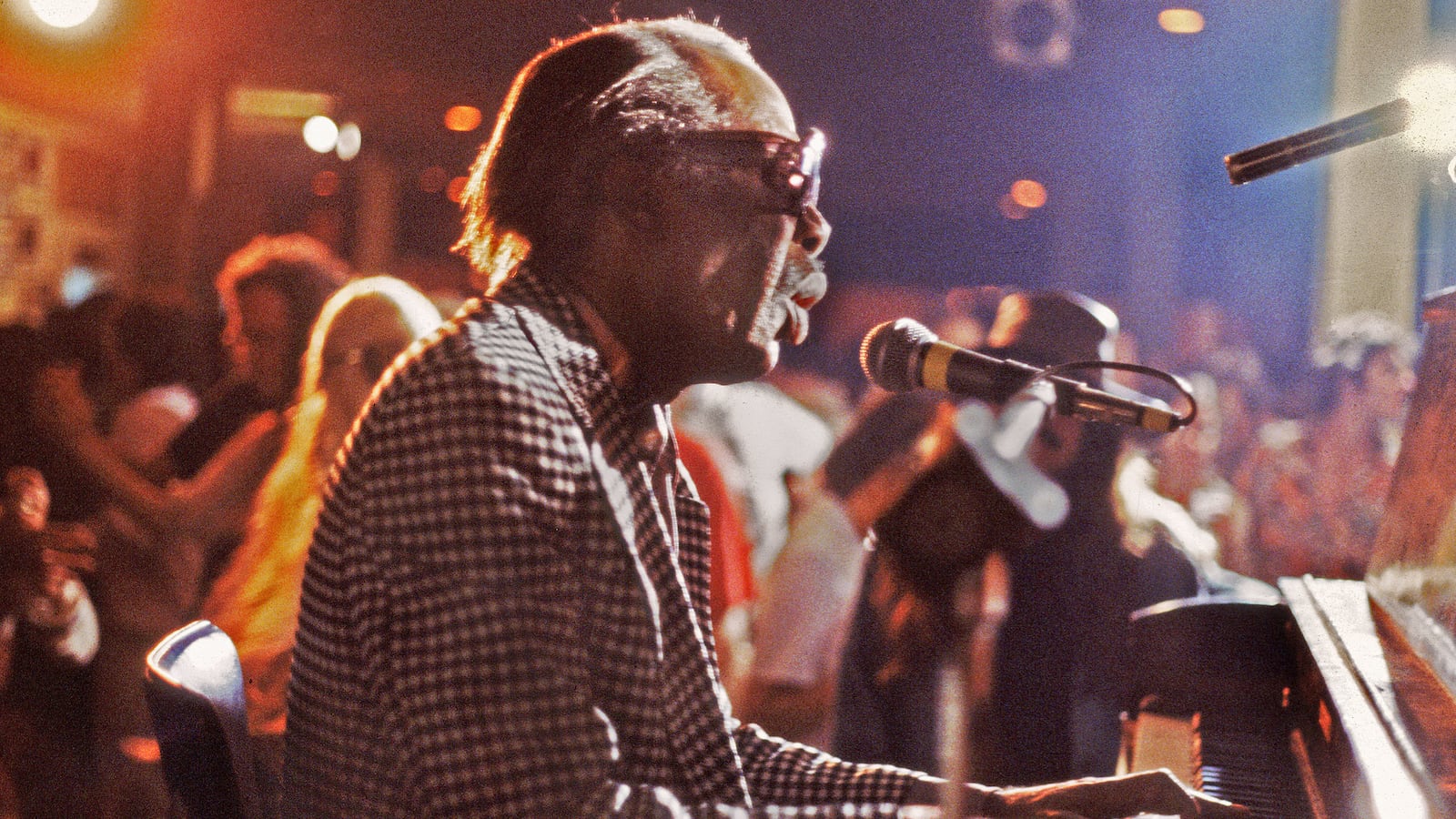 articles/2016/04/23/new-music-from-professor-longhair-who-taught-new-orleans-how-to-play-the-piano/160422-berry-professor-longhair-tease_ijs4na