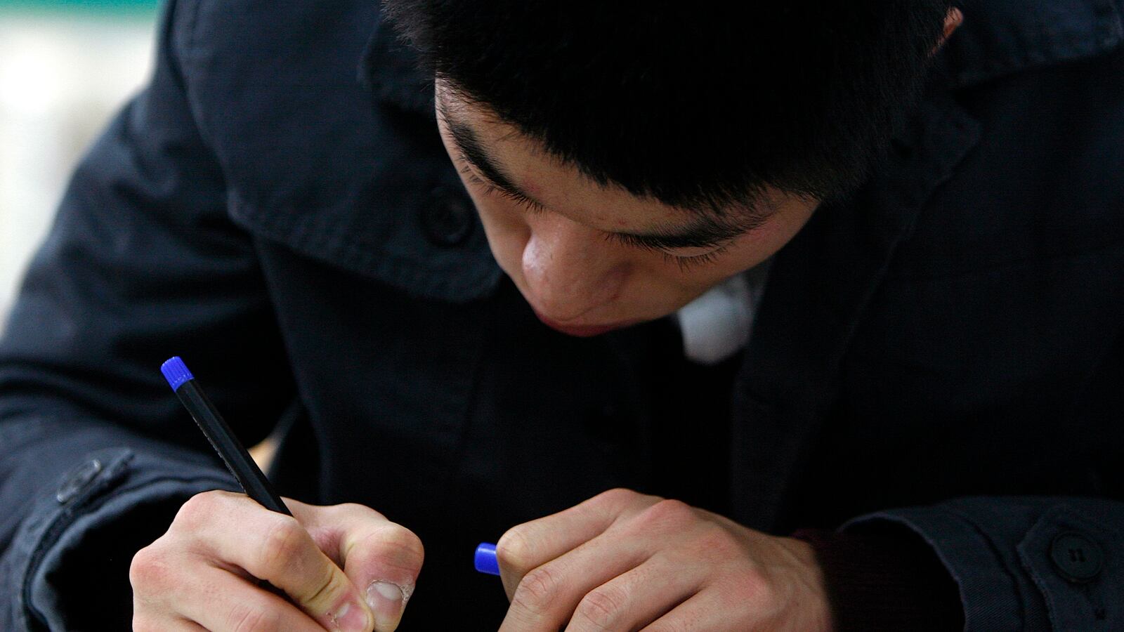 cheats/2015/09/03/kids-get-worst-sat-scores-in-a-decade/150903-SAT-scores-cheat_tj8ymn