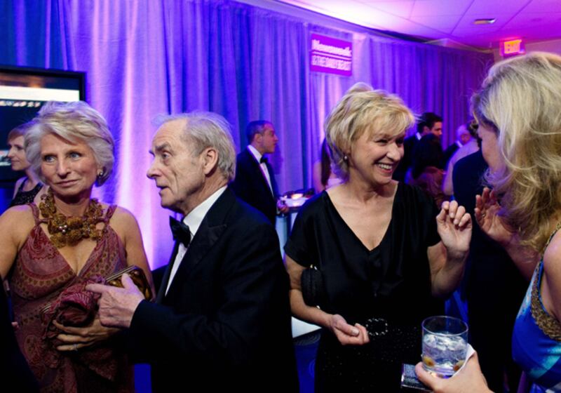 galleries/2011/05/01/white-house-correspondents-dinner/whcd-party---tina_tq6yzh