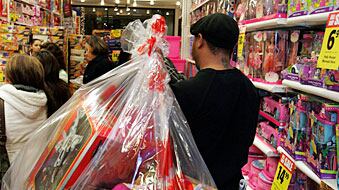 cheats/2008/12/15/requiem-for-a-toy-store/toy-store_dyb2w3