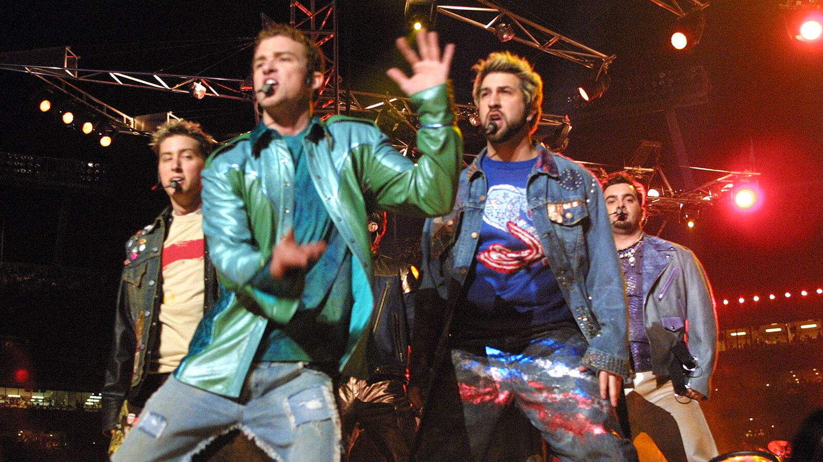 190130-fatone-superbowl-tease_rru98c