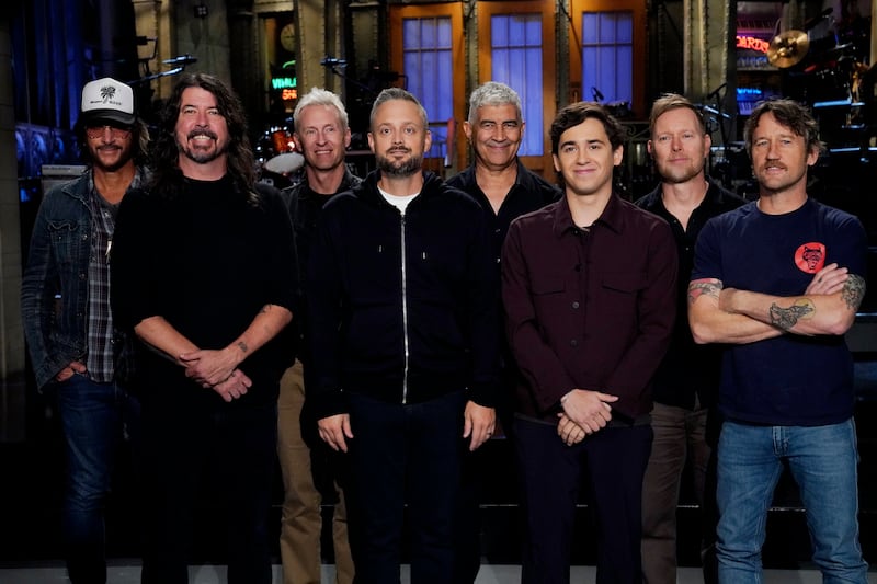 SATURDAY NIGHT LIVE -- "Nate Bargatze, Foo Fighters" Episode 1847 -- Pictured: Musical guest Foo Fighters, host Nate Bargatze, and Marcello Hernandez during Promos in Studio 8H on Thursday, October 26, 2023 -- (Photo by: Rosalind O'Connor/NBC via Getty Images)