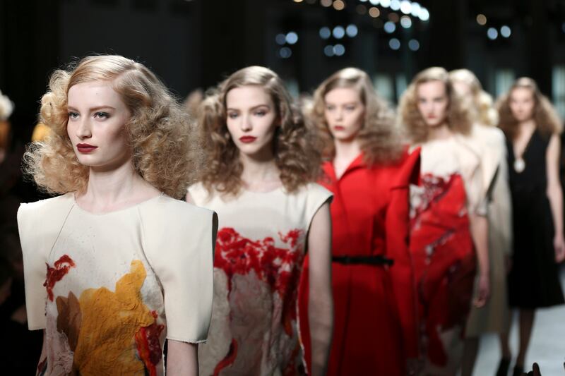 galleries/2013/02/26/from-gucci-to-dolce-gabbana-the-best-of-milan-fashion-week-photos/130225-milan-fashion-wrap-07_ccurhj