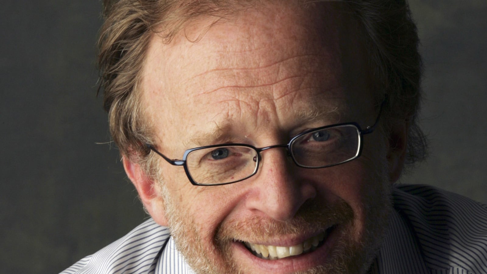 articles/2012/08/08/inside-the-nyt-book-review-how-i-write-interviews-sam-tanenhaus/sam-tanenhaus-charney_zerfhn