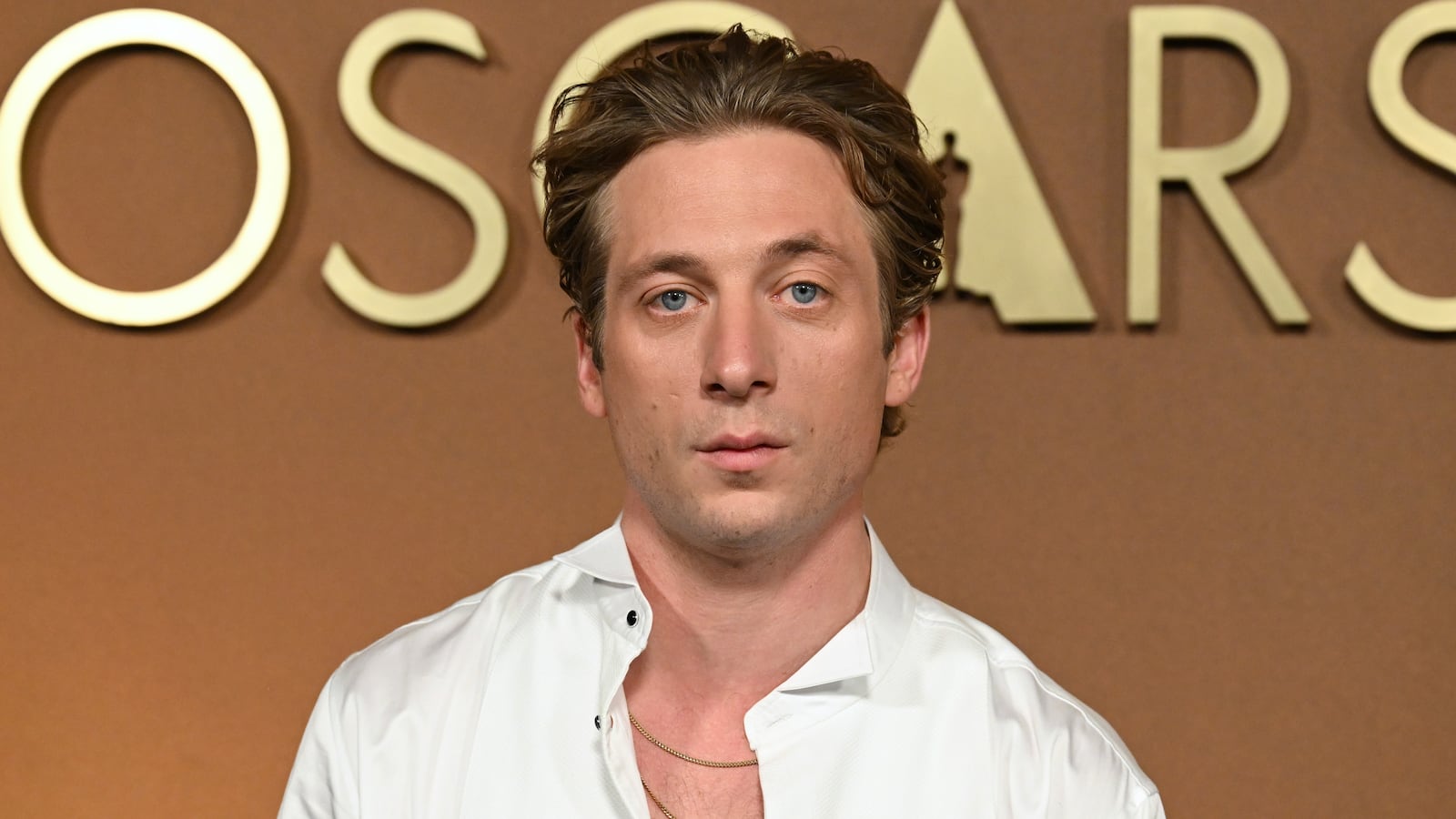 Jeremy Allen White at The 16th Governors Awards held at The Ray Dolby Ballroom at Ovation Hollywood on November 16, 2025 in Los Angeles, California.