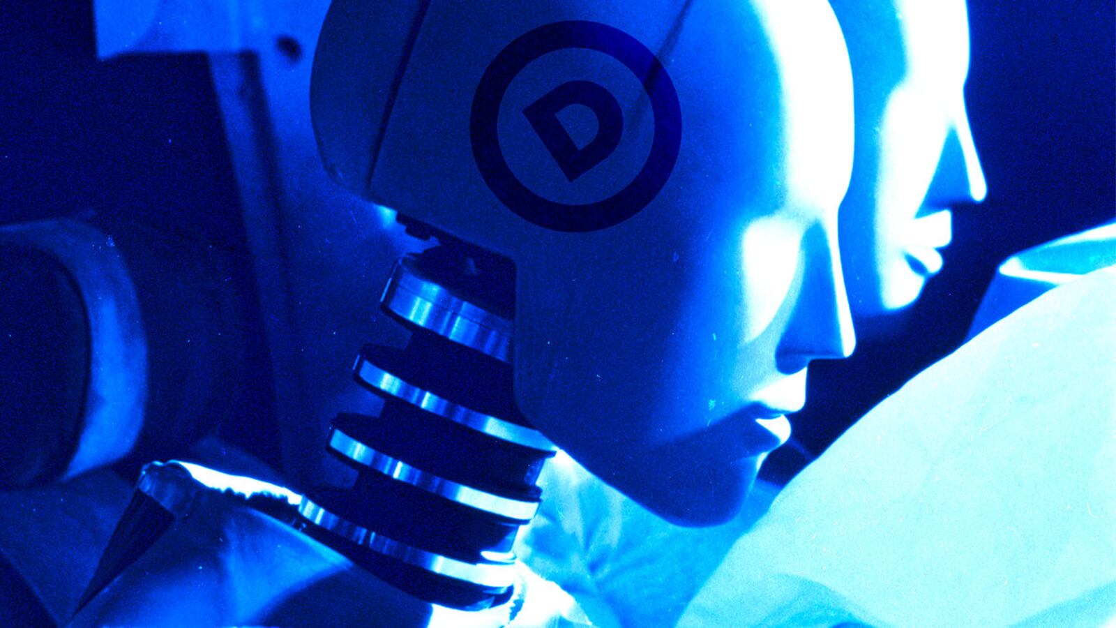 052022-derosa-crashing-hero_cxvvdd