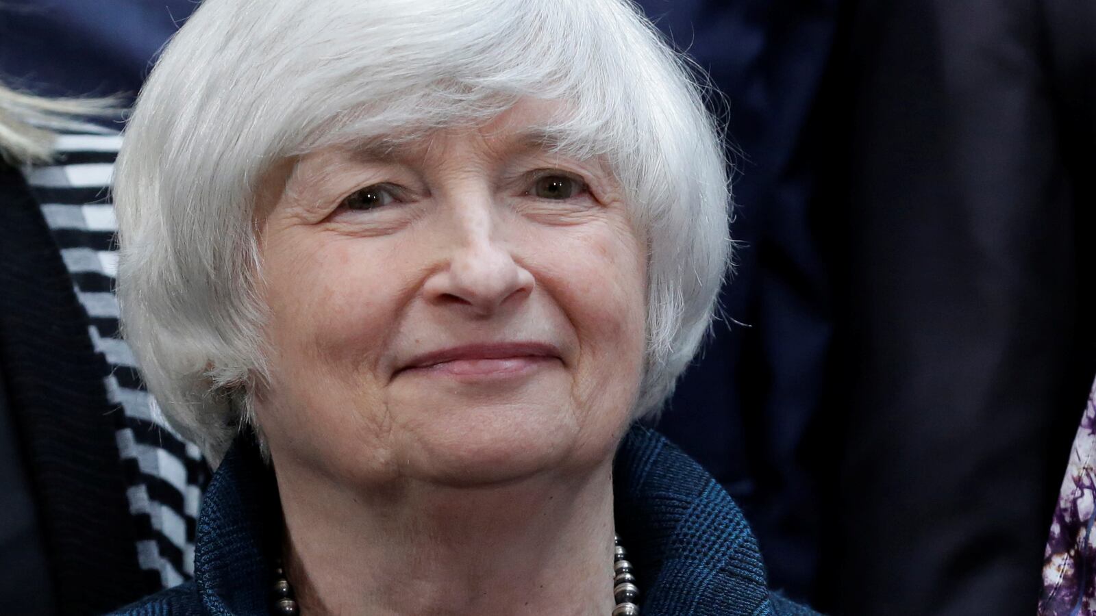 171120-yellen-cheat_ccyud3