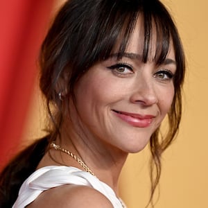 Rashida Jones attends the 2024 Vanity Fair Oscar Party hosted by Radhika Jones at Wallis Annenberg Center for the Performing Arts on March 10, 2024, in Beverly Hills, California.
