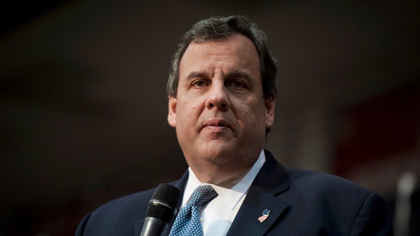 cheats/2015/11/16/christie-says-no-syrian-refugees-now/151105-nuzzi-christie-tease_rxcew8