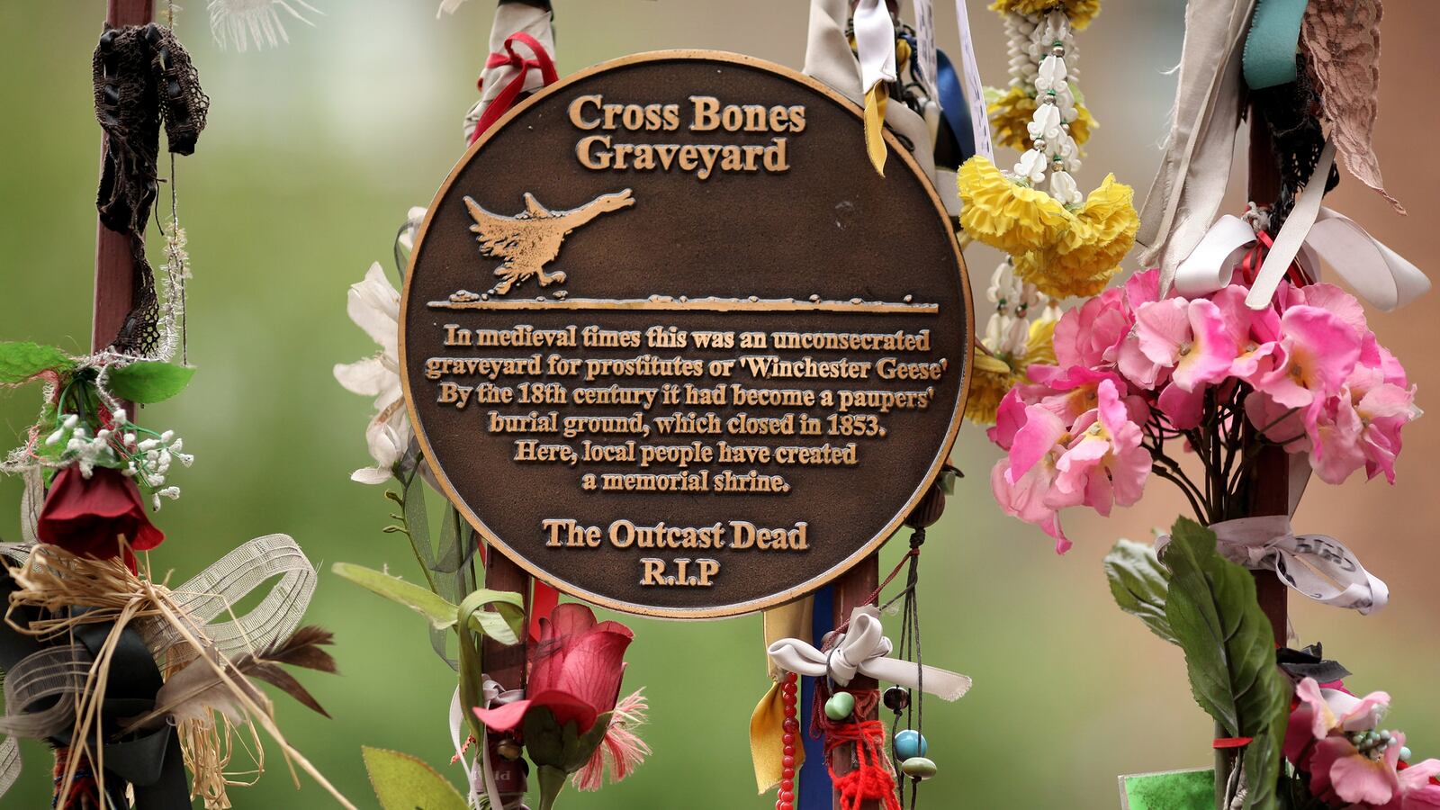 articles/2015/08/08/inside-london-s-prostitute-graveyard/150807-cemetery-prostitutes-tease_rmmse7