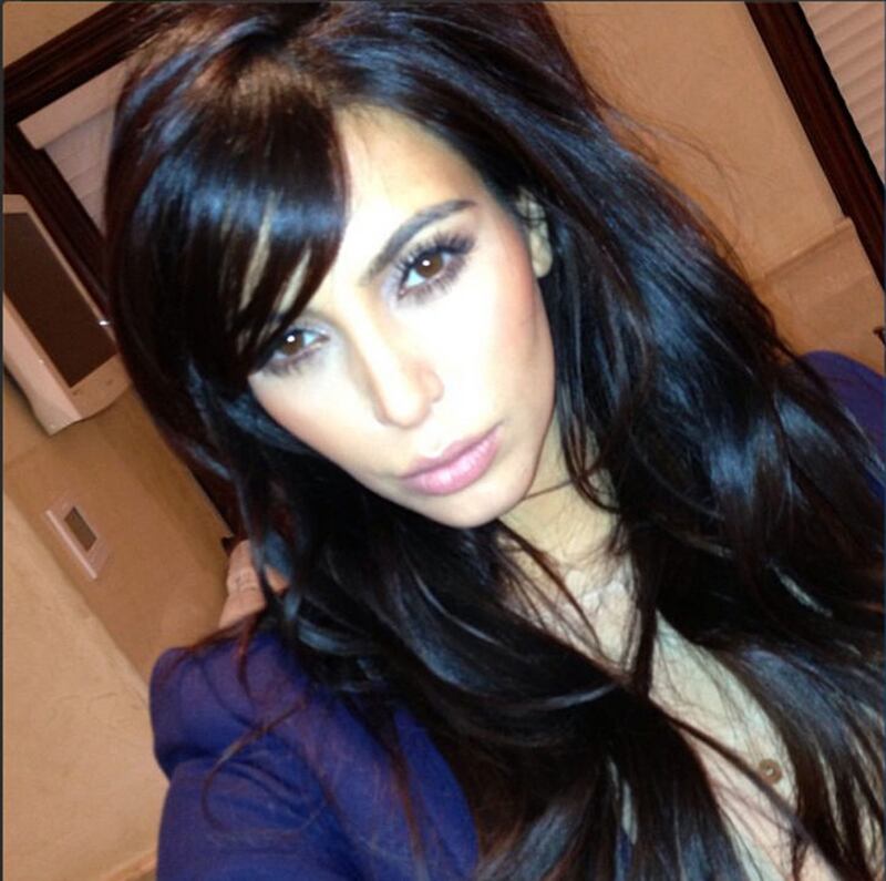 galleries/2013/01/17/michelle-obama-kerry-washington-and-more-celebrities-with-bangs-photos/130117-notable-bangs-kim-kardashian_ygjlor