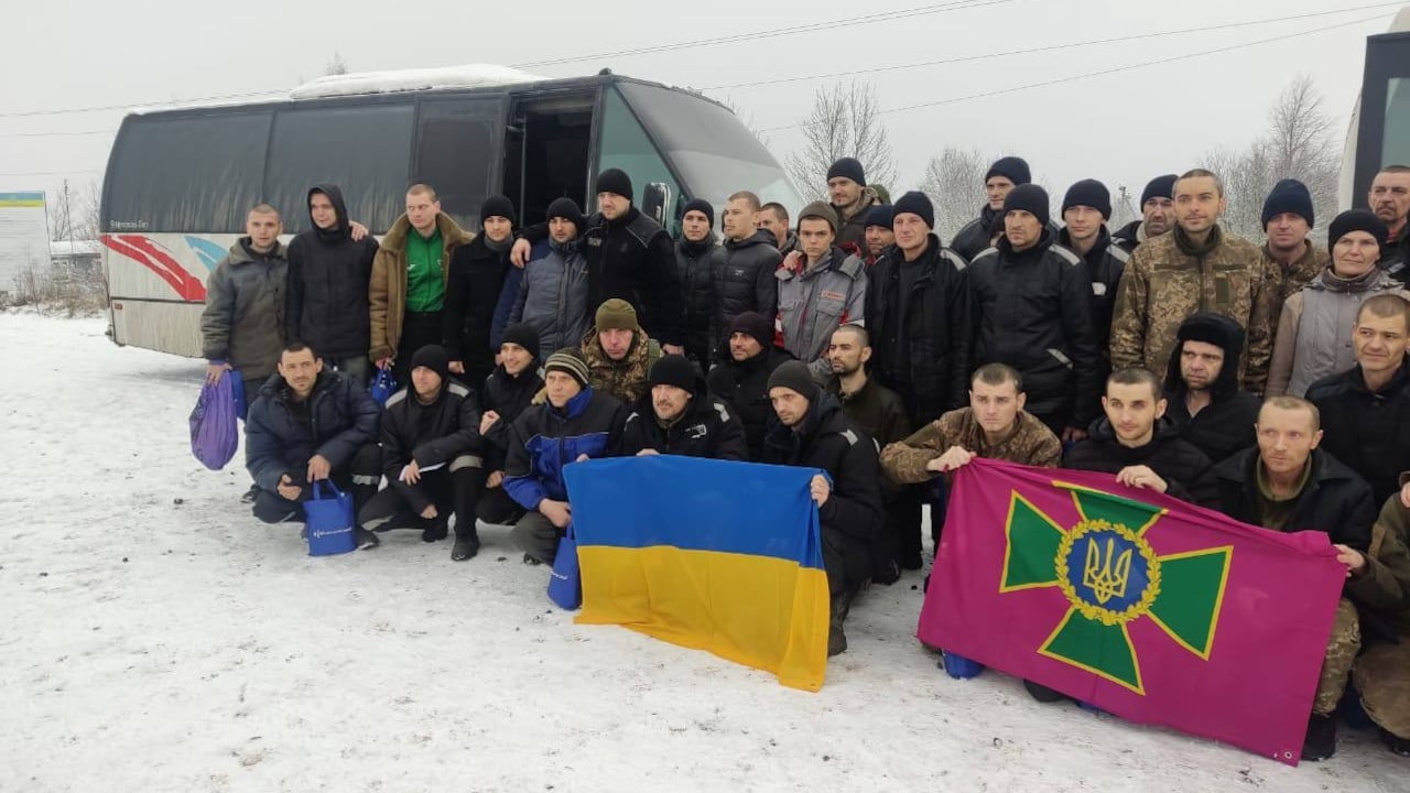 Ukrainian POWs freed after a prisoner swap with Russia.