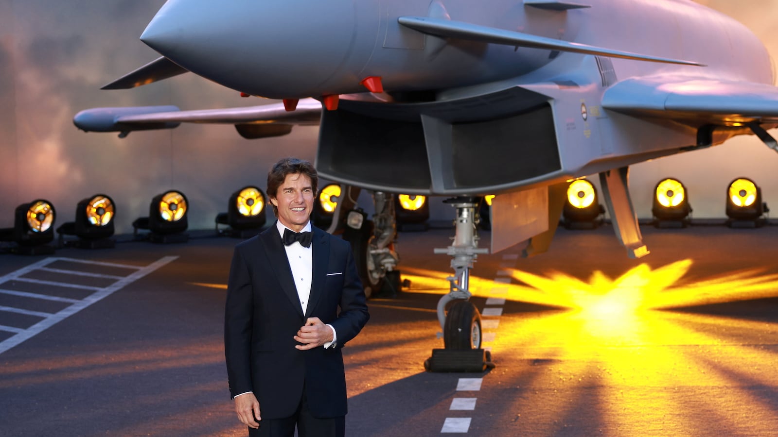 Tom Cruise is reportedly set to star in a third “Top Gun” film.