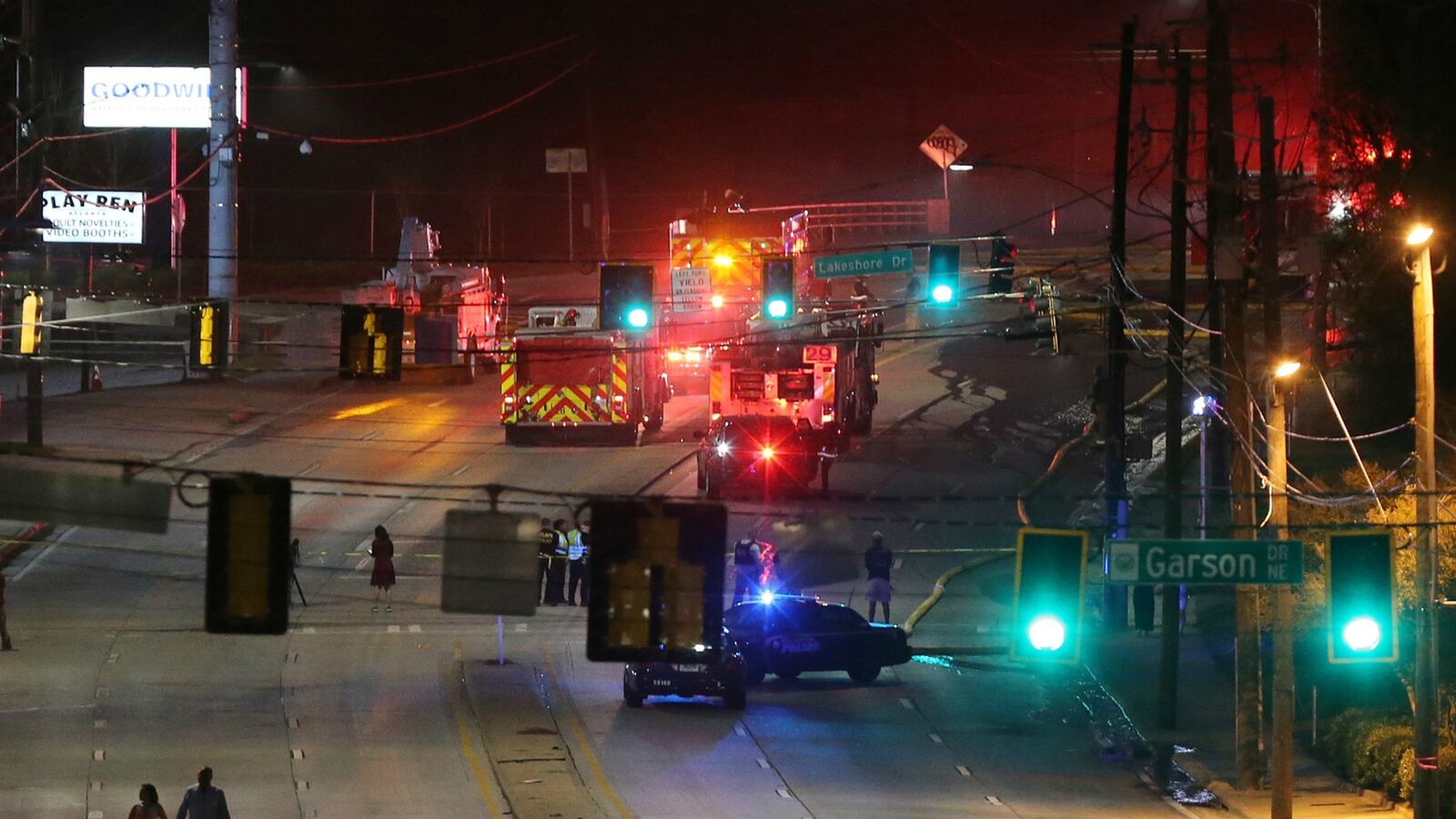 cheats/2017/04/01/3-arrested-in-fire-that-caused-atlanta-overpass-collapse/170401-atlanta-fire-three-arrested-cheat_st86zj