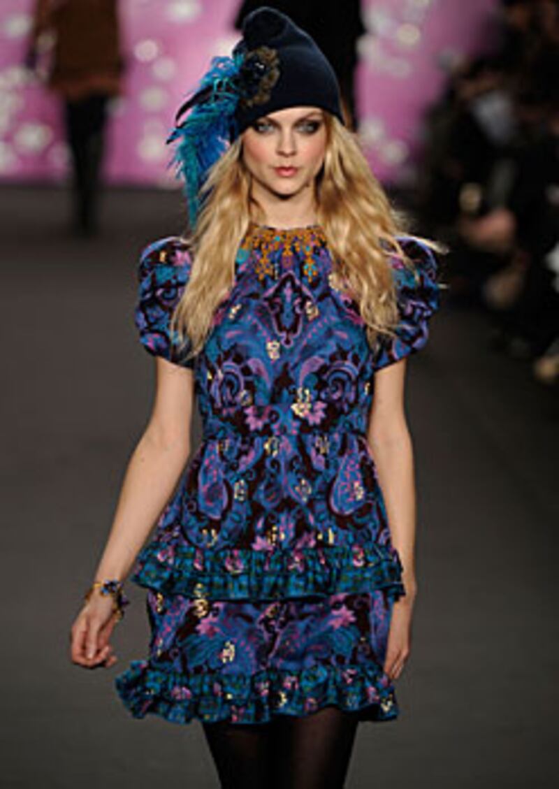 galleries/2009/02/20/kaleidoscope-catwalks/fashion-prints---anna-sui_c3ueew