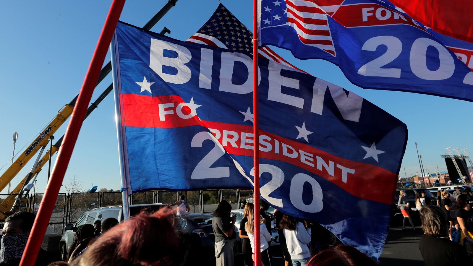 2020-11-07T205633Z_819761019_RC2KYJ987DM3_RTRMADP_3_USA-ELECTION-BIDEN_upwtaa