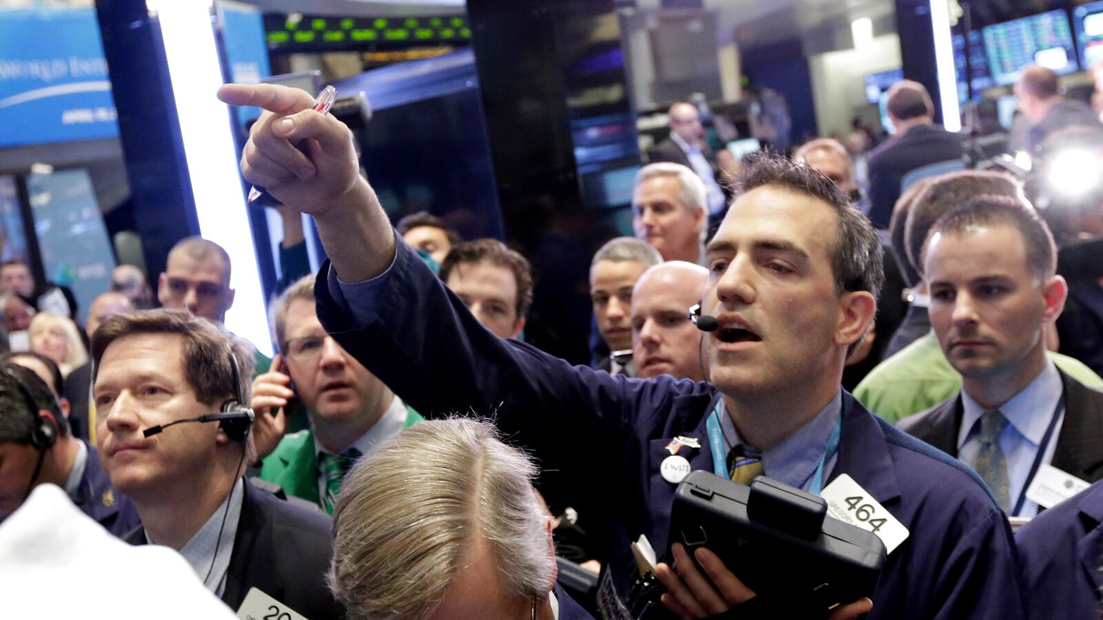 articles/2013/04/23/welcome-to-the-anarchy-economy/130422-stock-market-volatility-gross-tease_emrwkn