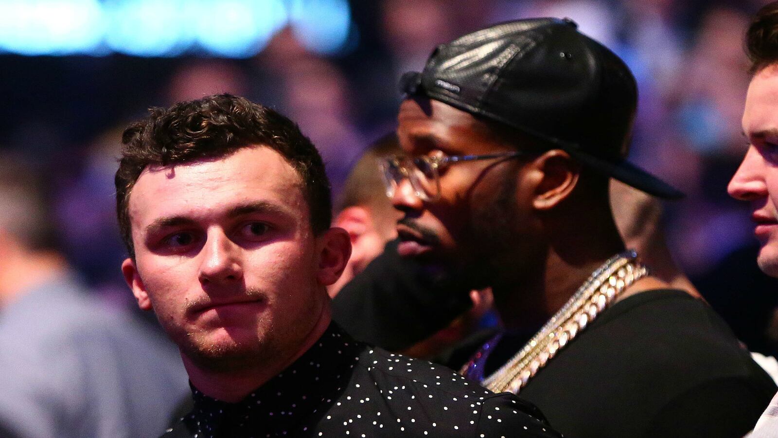 cheats/2016/04/25/manziel-indicted-on-misdemeanor-charge/160425-johnny-manziel-indicted-cheat_eclftd