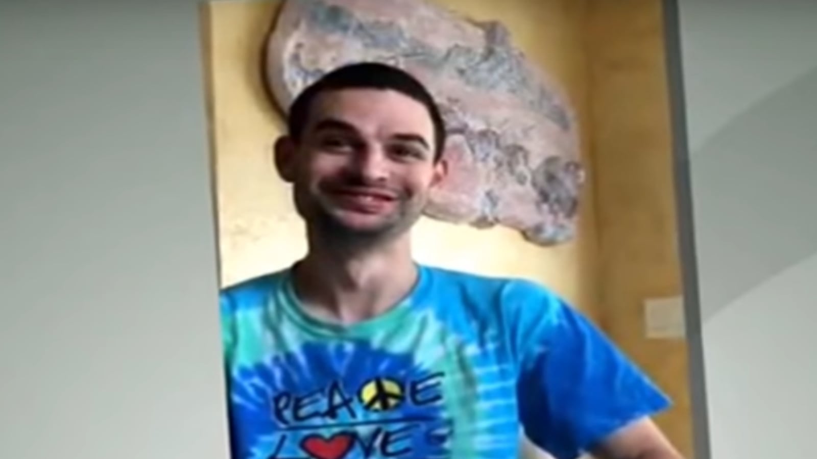 cheats/2016/08/22/nc-investigating-police-shooting-of-deaf-man/160822-nc-shooting-deaf-cheat_o5zr08