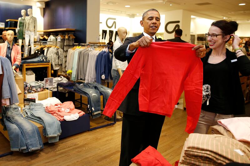 articles/2014/03/12/president-obama-shops-at-gap-venessa-friedman-replaces-suzy-menkes-at-nyt/140312-obama-gap-cheat_csd3lr
