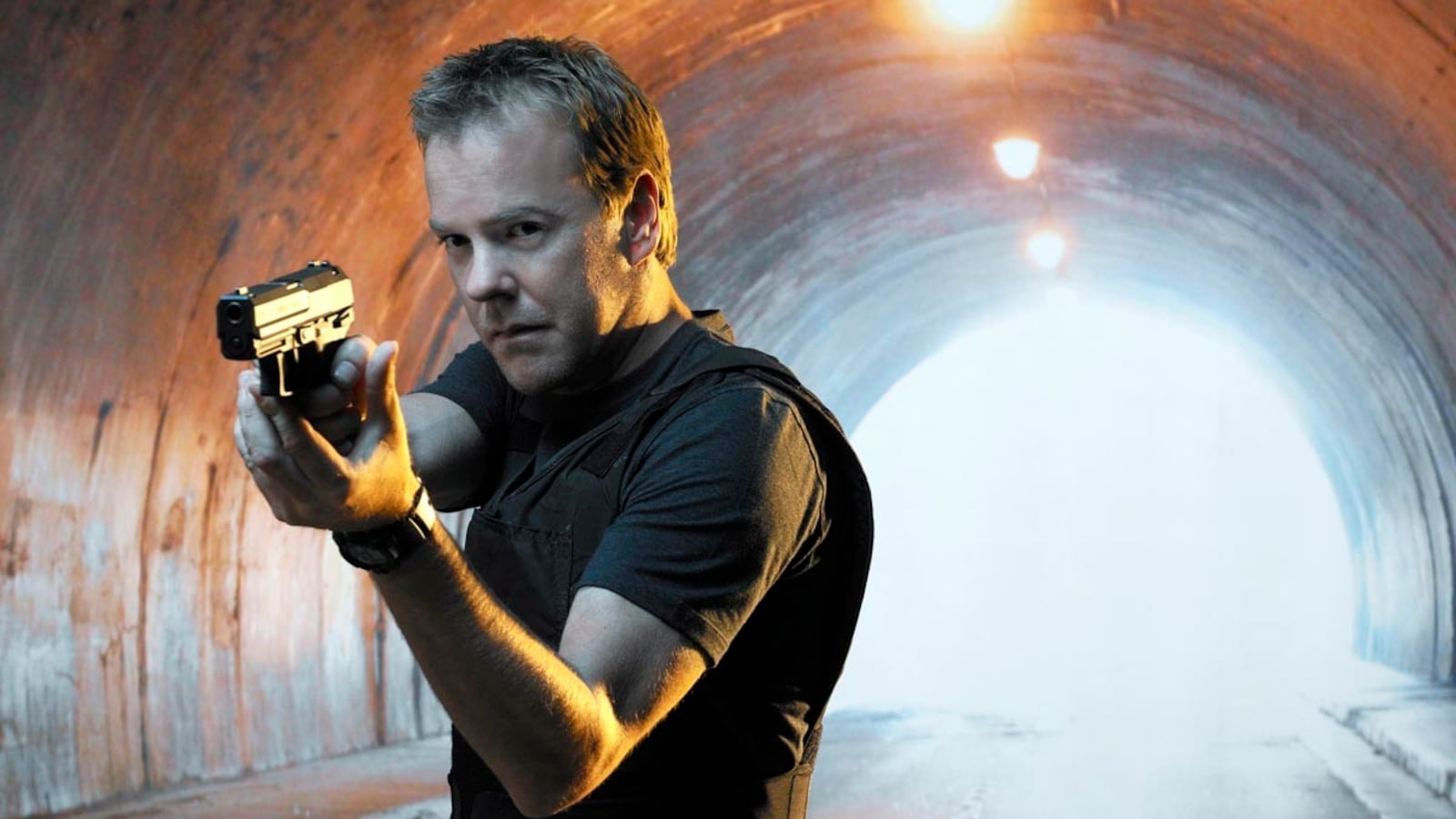 cheats/2013/05/09/report-24-may-return-as-limited-series/130509-jack-bauer-24-cheat_jrib57