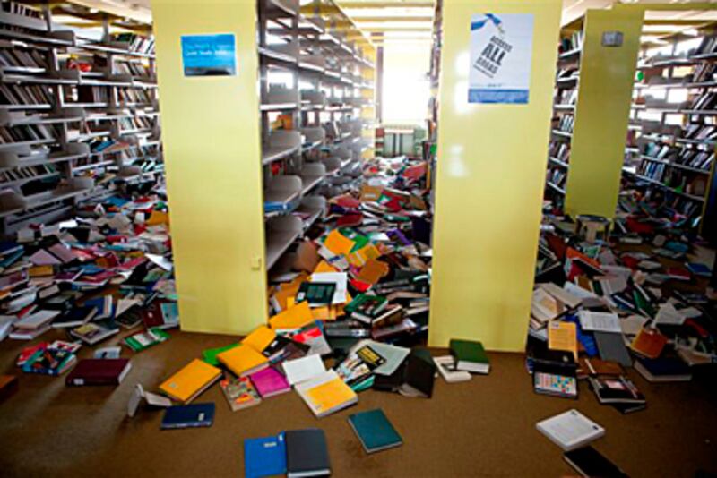 articles/2010/09/08/christchurch-earthquake-survival-story/dutton-new-zealand-earthquake-2_kmgtel