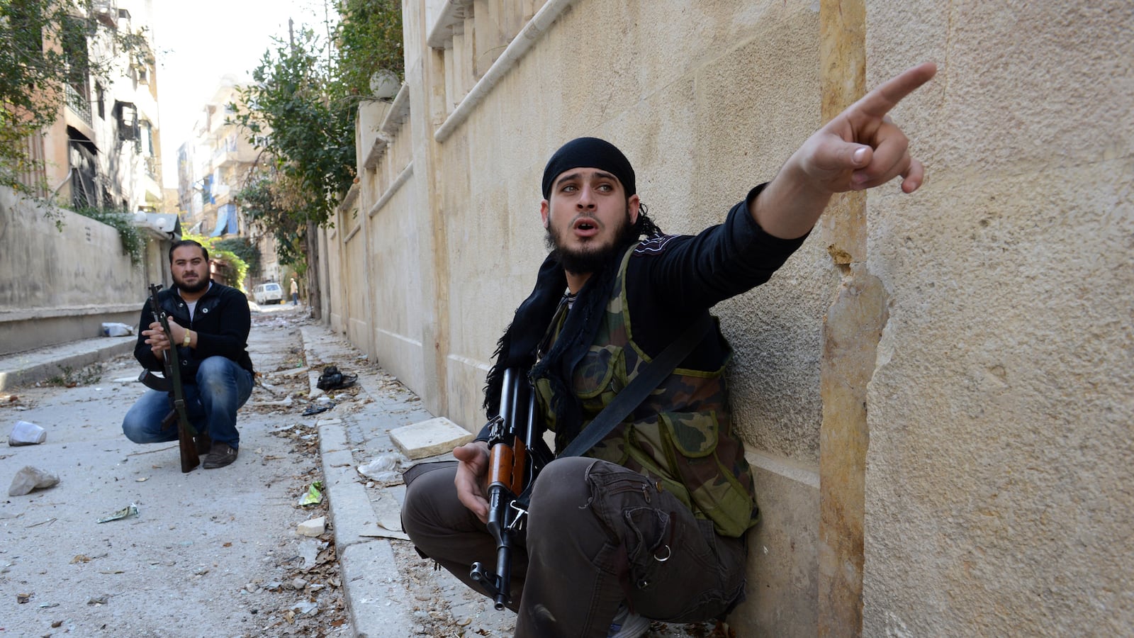 cheats/2012/11/10/twin-car-bombs-explode-in-syria/syria-car-bomb-rebels-cheat_ad8dgy