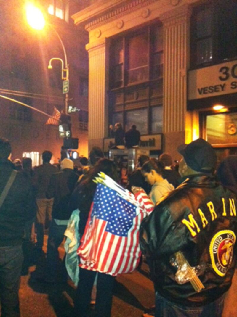 galleries/2011/05/02/osama-bin-laden-s-death-the-world-reacts/osama-bin-laden---world-reacts-7_dw7lpi