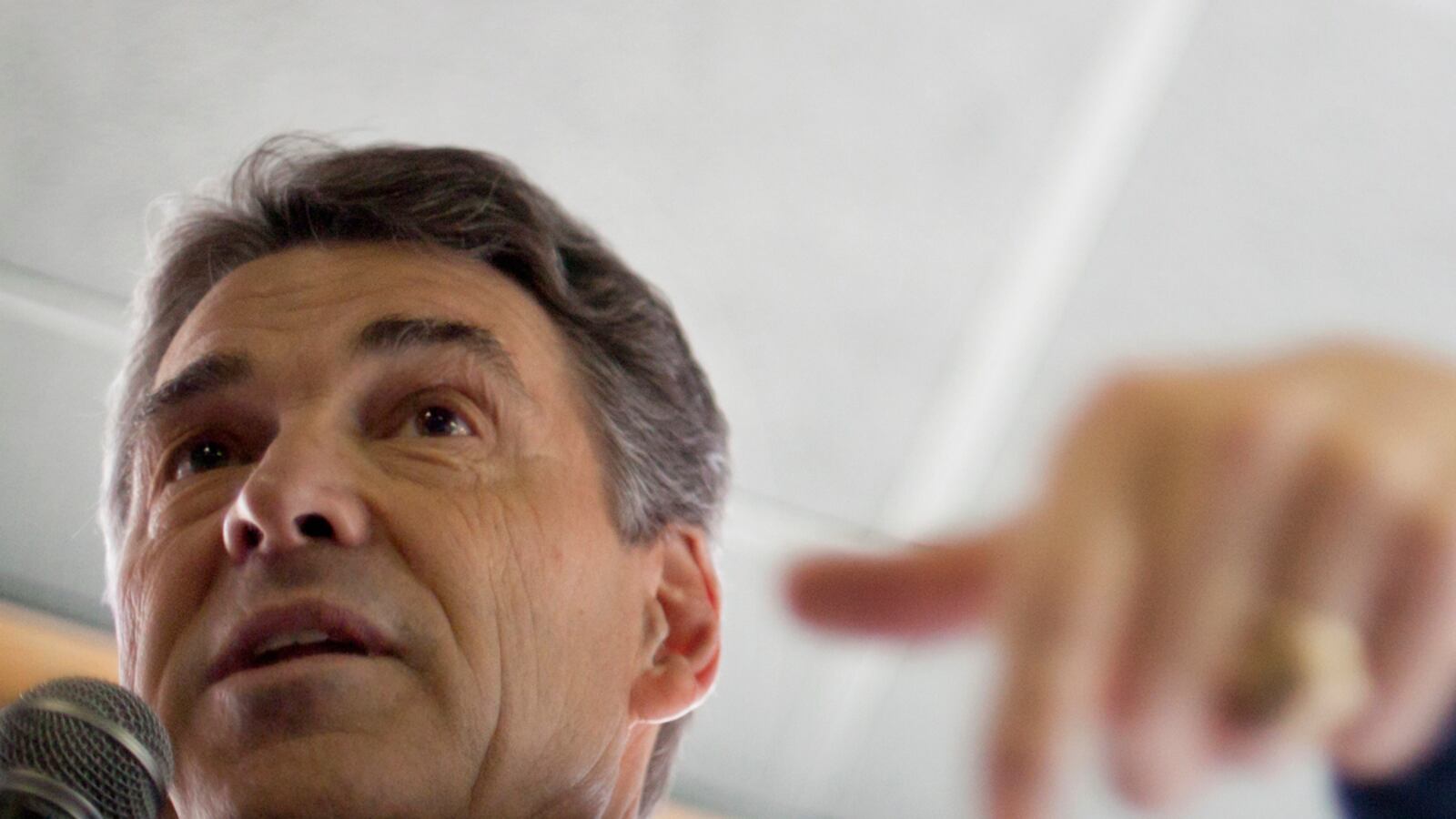 cheats/2012/01/16/rick-perry-pushes-for-virginia-ballot/rick-perry-wants-to-be-virginia-ballot-cs_d7crns