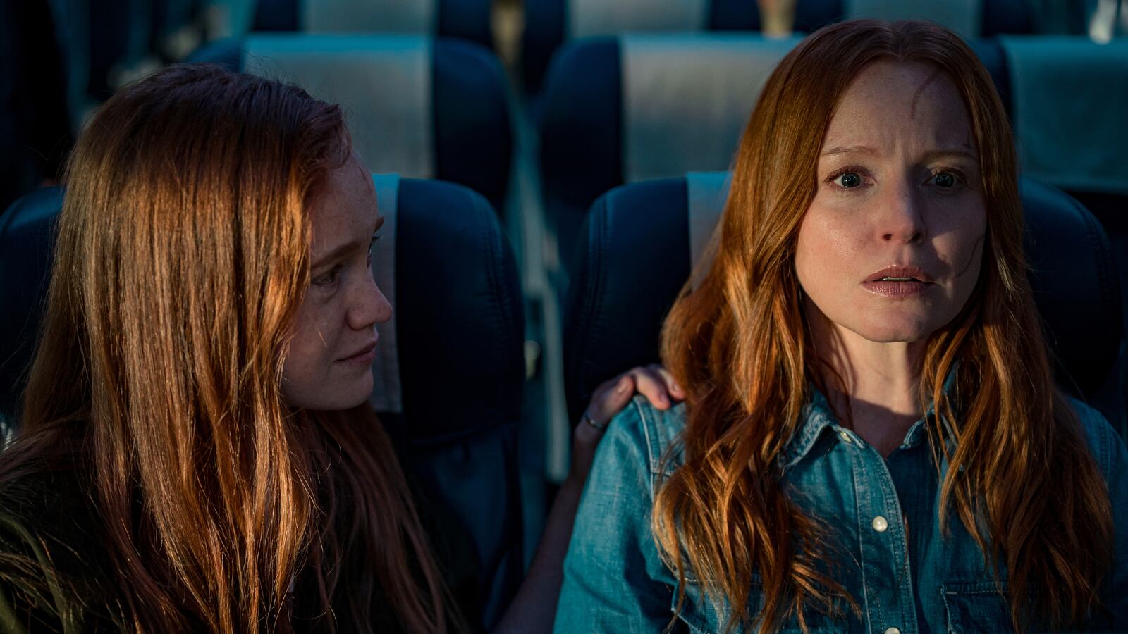 Liv Hewson as Teen Van and Lauren Ambrose as Van